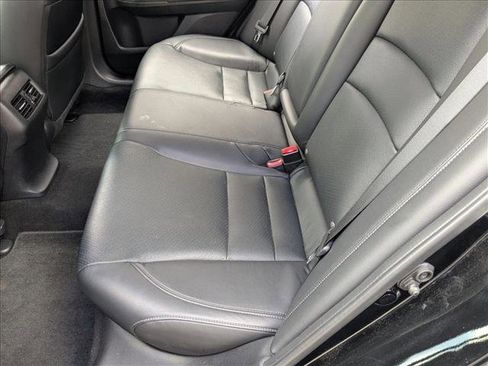 Used 2017 Honda Accord Touring image 15