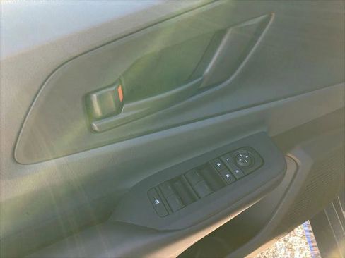 Certified 2024 Toyota Prius LE FWD image 15
