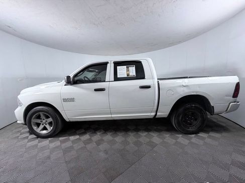Used 2017 RAM 1500 Express AWD/4WD image 2