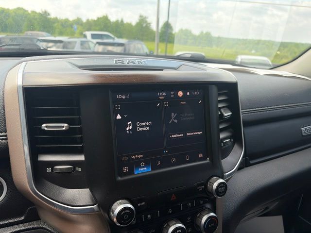 Used 2022 RAM 1500 Laramie AWD/4WD image 16
