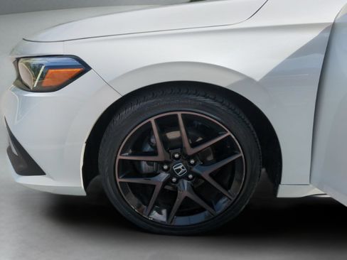 Certified 2023 Honda Civic Sport Touring image 31