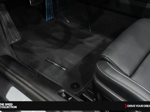 Used 2024 Porsche 911 Carrera S image 17