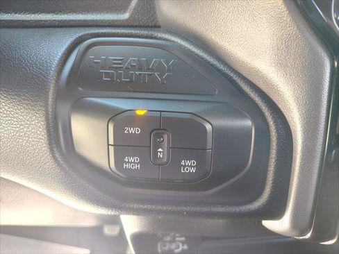 Certified 2025 RAM 2500 Big Horn AWD/4WD image 30