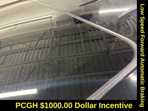 Used 2018 Chevrolet Silverado 1500 High Country image 22