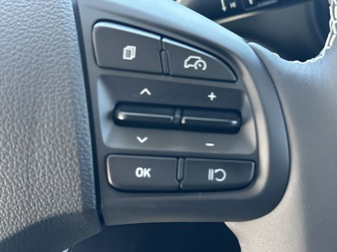 New 2025 Hyundai Venue Limited image 23