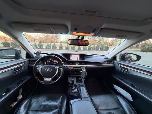 Used 2014 Lexus ES 350 w/ Luxury Package image 18