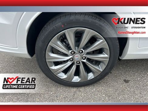 New 2025 Buick Envista Avenir image 14