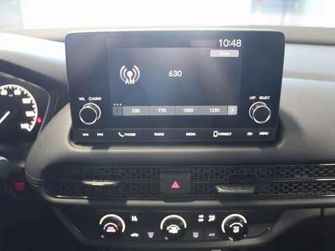 Used 2023 Honda HR-V LX image 34