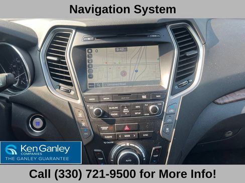 Used 2017 Hyundai Santa Fe Limited AWD/4WD image 12