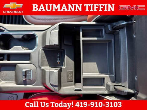 Used 2025 GMC Sierra 2500 Denali Ultimate AWD/4WD image 16