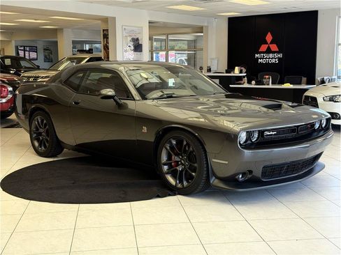 Used 2021 Dodge Challenger R/T Scat Pack RWD image 3