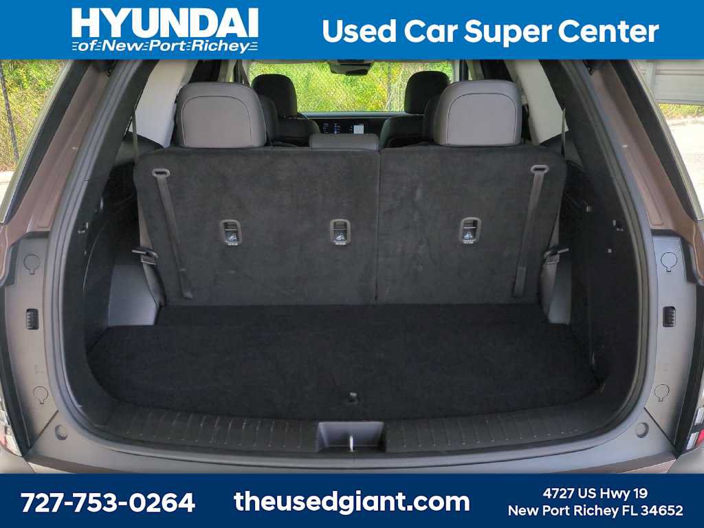 Used 2026 Hyundai Palisade SEL FWD image 13