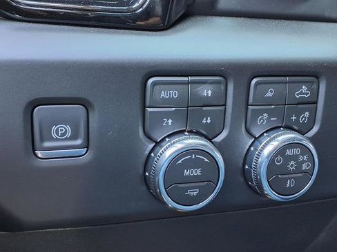 New 2026 GMC Sierra 1500 AT4 w/ AT4 Premium Package image 15