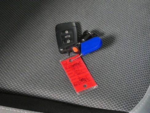 Certified 2023 Volkswagen Taos S FWD image 35