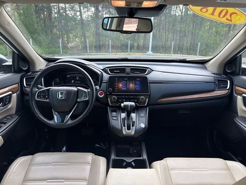 Used 2018 Honda CR-V Touring image 16