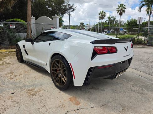 Used 2017 Chevrolet Corvette Grand Sport w/ Carbon Flash Badge Package RWD image 6