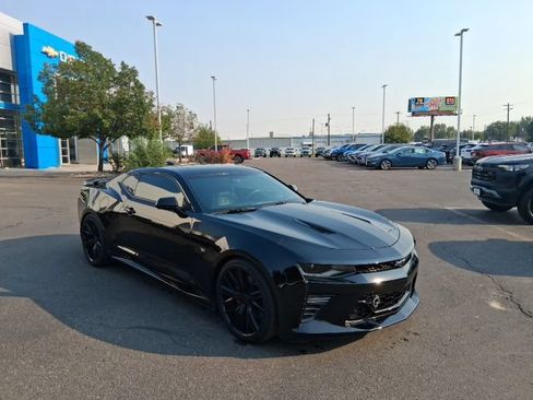 Used 2018 Chevrolet Camaro SS w/ LPO, Ground Effects Package RWD image 1