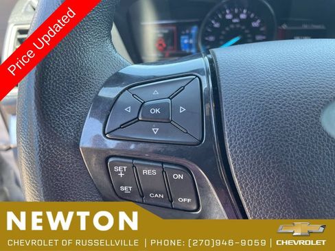 Used 2019 Ford Explorer XLT w/ Equipment Group 202A FWD image 15
