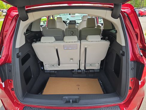 New 2026 Honda Odyssey EX-L image 14
