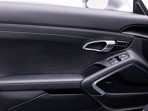 Used 2017 Porsche 911 Carrera S image 13