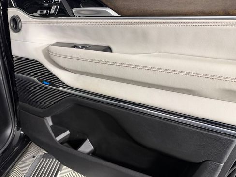 Certified 2023 Jeep Grand Wagoneer 4WD image 38