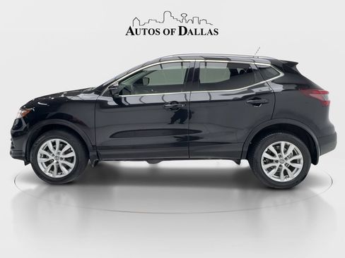 Used 2020 Nissan Rogue Sport SV FWD image 5