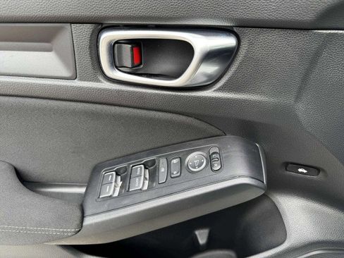 Used 2022 Honda Civic Sport image 18