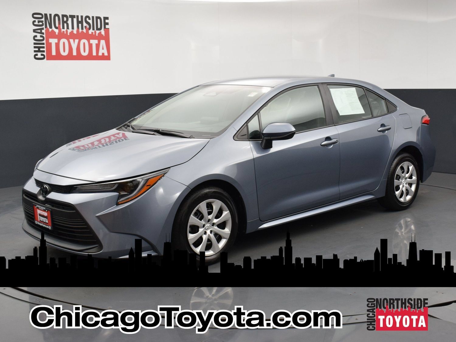 Used 2025 Toyota Corolla LE FWD image 1