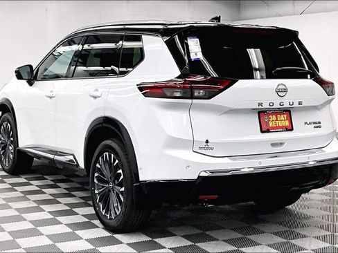 New 2026 Nissan Rogue Platinum w/ Platinum Premium Package image 3