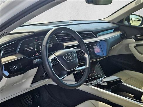 Certified 2024 Audi Q8 e-tron Premium Plus w/ Premium Plus Package AWD/4WD image 13
