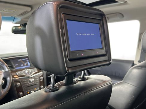 Used 2017 INFINITI QX80 4WD w/ Driver Assistance Package image 26