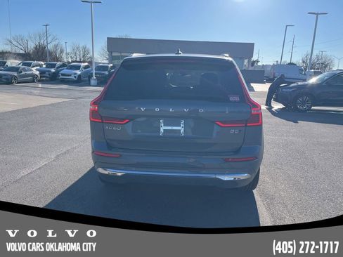 Certified 2023 Volvo XC60 B5 Plus w/ Climate Package image 6