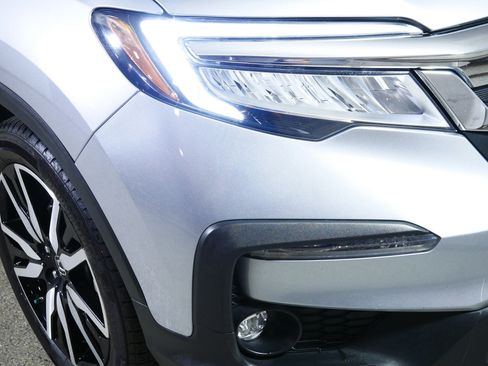 Used 2022 Honda Pilot Touring image 16