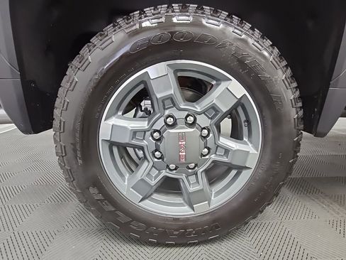 New 2025 GMC Sierra 2500 SLT image 51