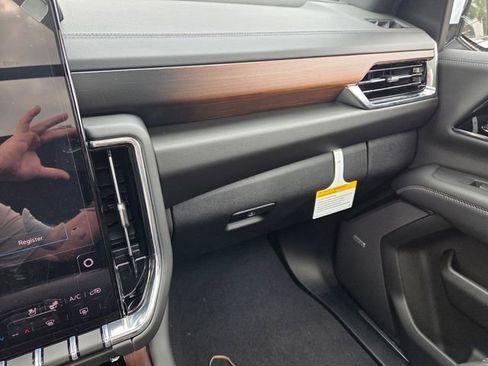 New 2026 GMC Yukon XL Denali w/ Sun & Power Step Package image 29