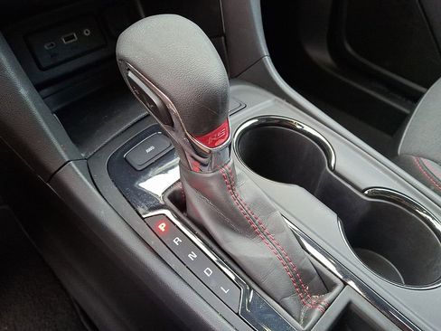 Used 2022 Chevrolet Equinox RS image 14