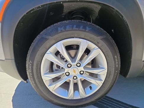Used 2023 Chevrolet TrailBlazer LS FWD image 29