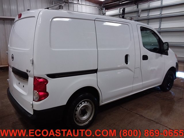 Used 2014 Nissan NV200 SV w/ Technology Package FWD image 2