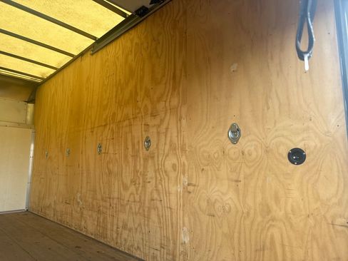 Used 2024 Ford E-450 and Econoline 450 Super Duty w/ Power Windows & Locks Group image 39