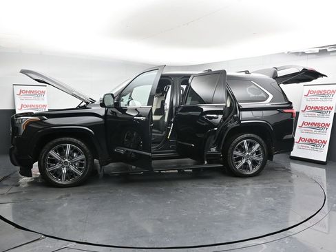 Used 2023 Toyota Sequoia Capstone image 45