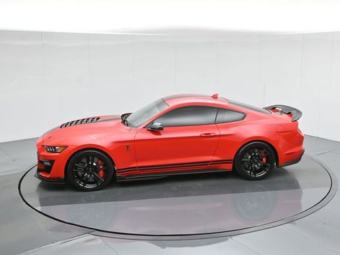 Used 2021 Ford Mustang Shelby GT500 w/ Technology Package image 41