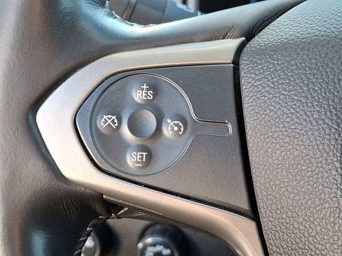 Used 2017 Chevrolet Colorado Z71 image 30