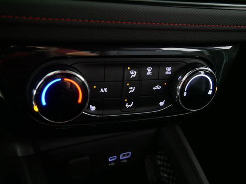 Used 2024 Chevrolet TrailBlazer RS w/ Driver Confidence Package FWD image 23