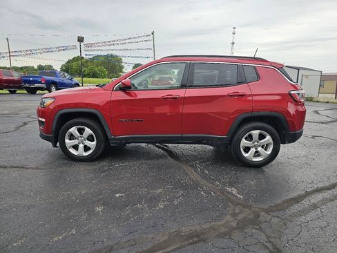Used 2018 Jeep Compass Latitude w/ Popular Equipment Group AWD/4WD image 30