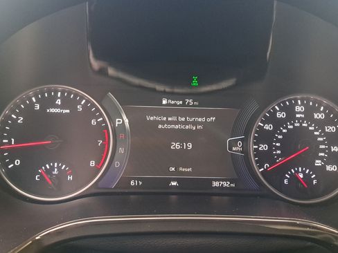 Used 2022 Kia Seltos SX w/ Sunroof Package AWD/4WD image 19