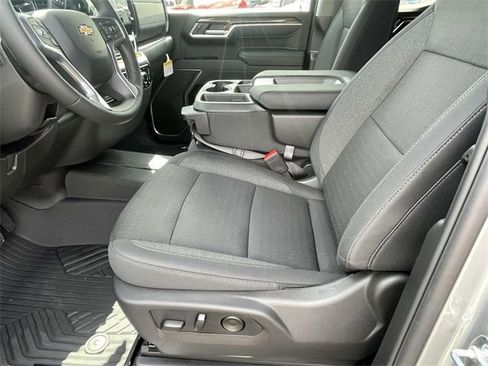 New 2026 Chevrolet Silverado 1500 LT image 6