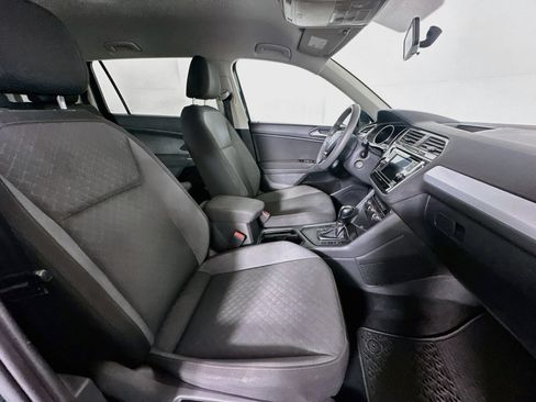 Used 2018 Volkswagen Tiguan S FWD image 29
