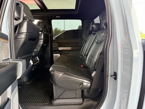 Used 2024 Ford F250 Platinum AWD/4WD image 34