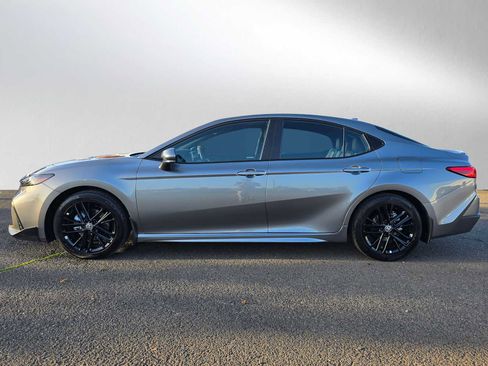 Certified 2025 Toyota Camry SE image 7