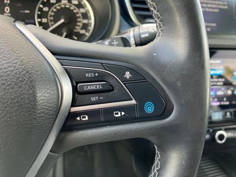 Certified 2022 INFINITI QX50 Essential image 23